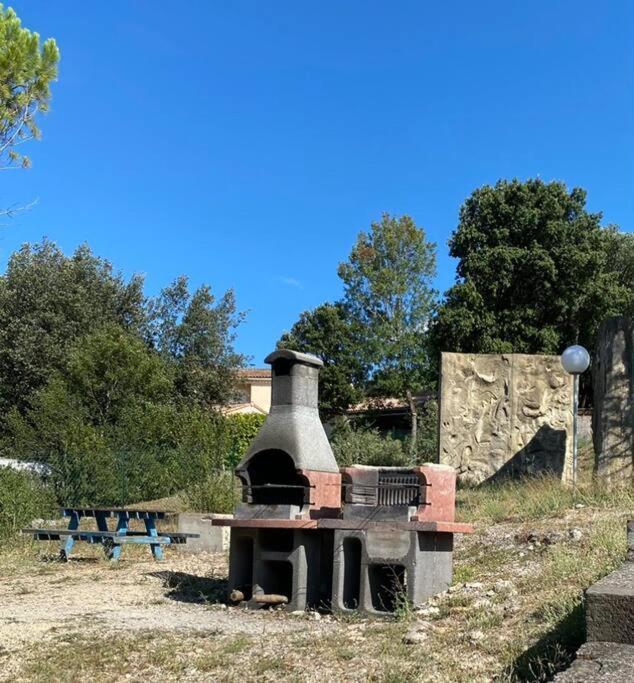 La O'Liso Gorges De L'Ardeche Villa Salavas Bagian luar foto